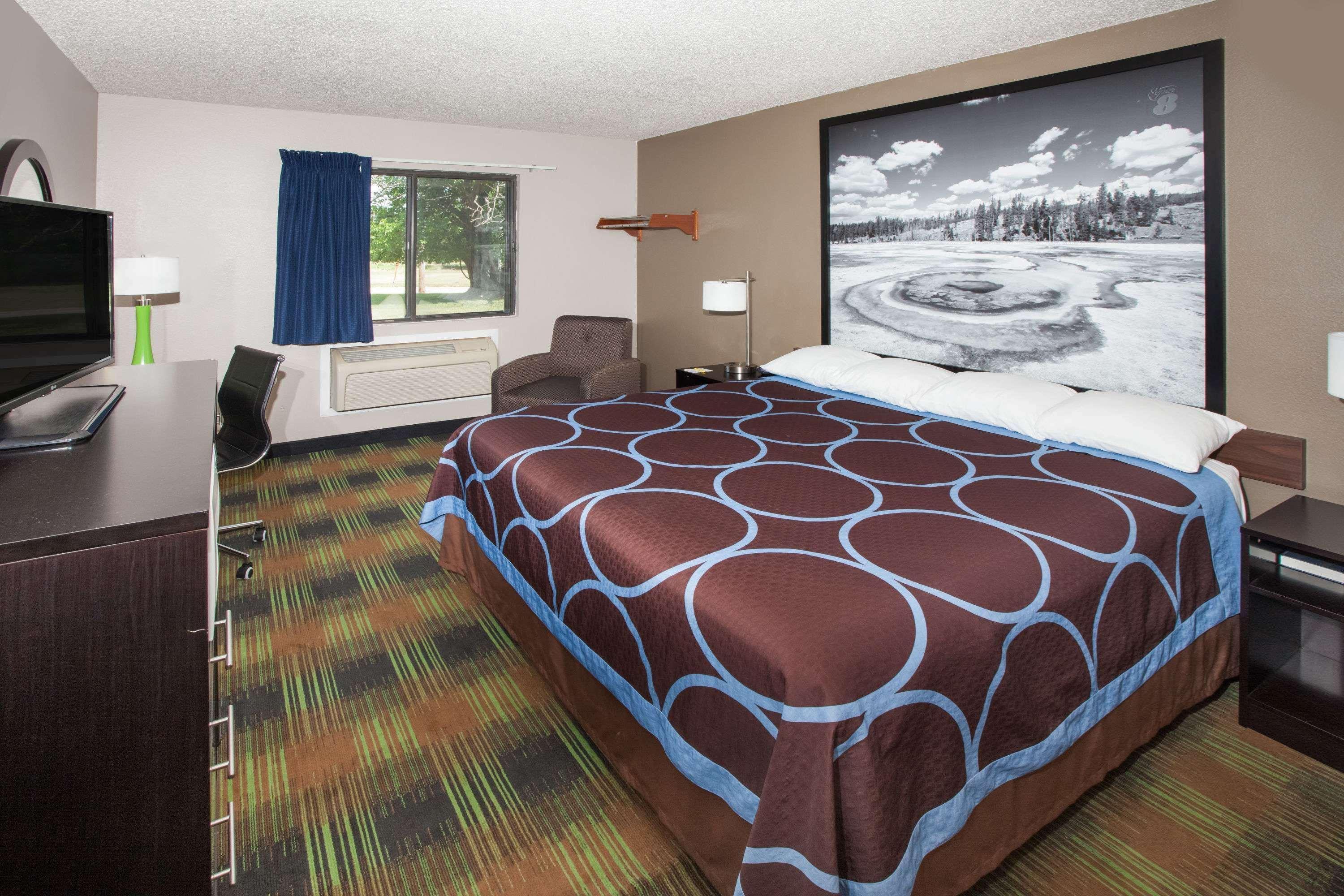 Super 8 By Wyndham Keokuk Hotel Exterior foto